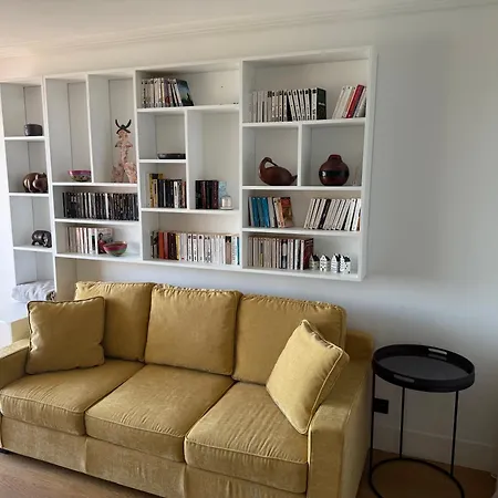 Center Bay * Ζουάν λε Πιν