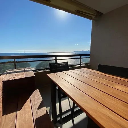 Center Bay Apartman